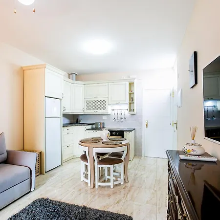 Apartamento Palm Oasis Tenerife Costa Del Silencio